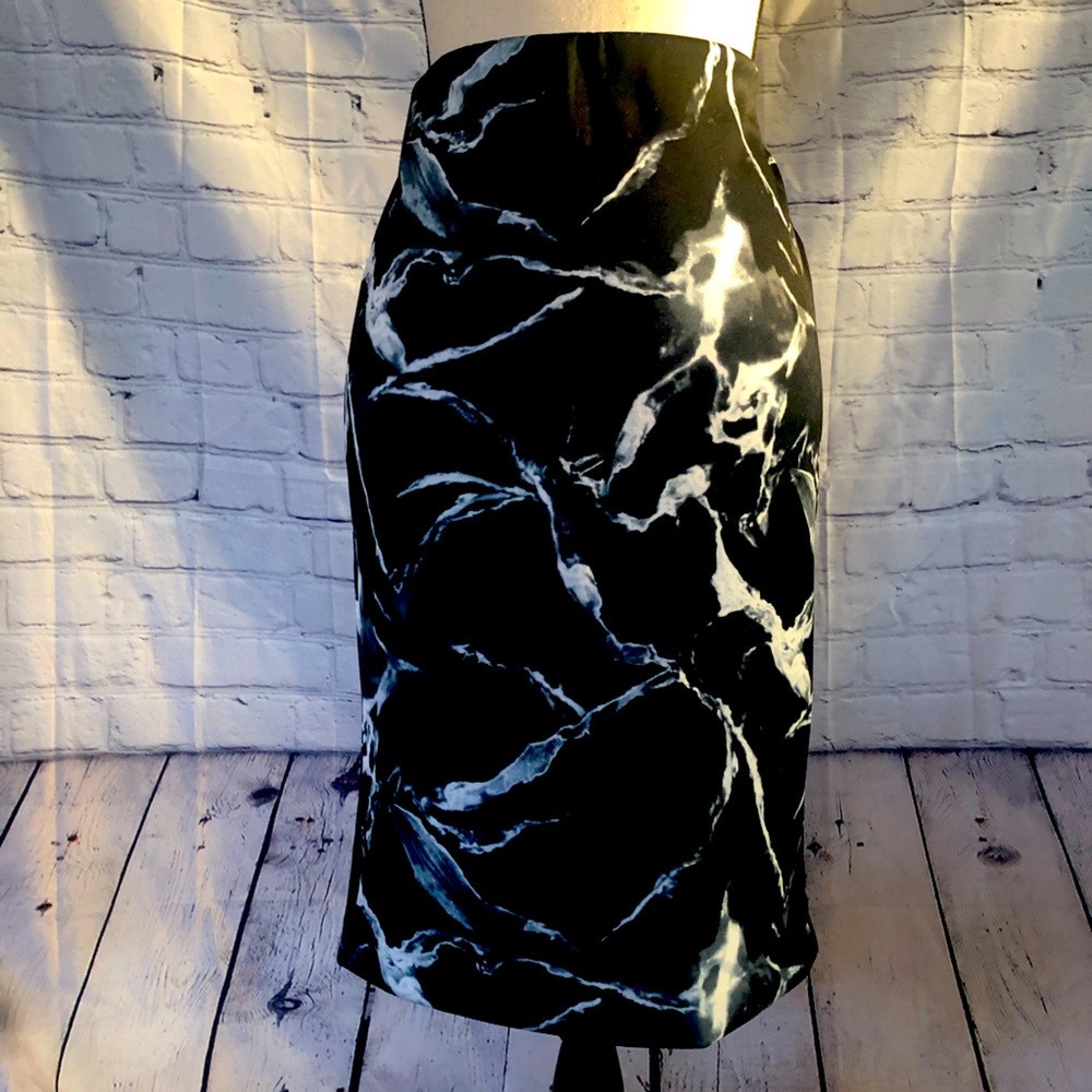 NWT Designer Carmen Marc Valvo Pencil Work Skirt